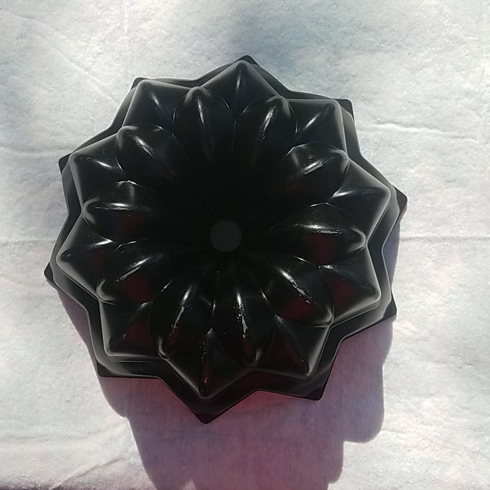 Nordic Ware Bunt Pan